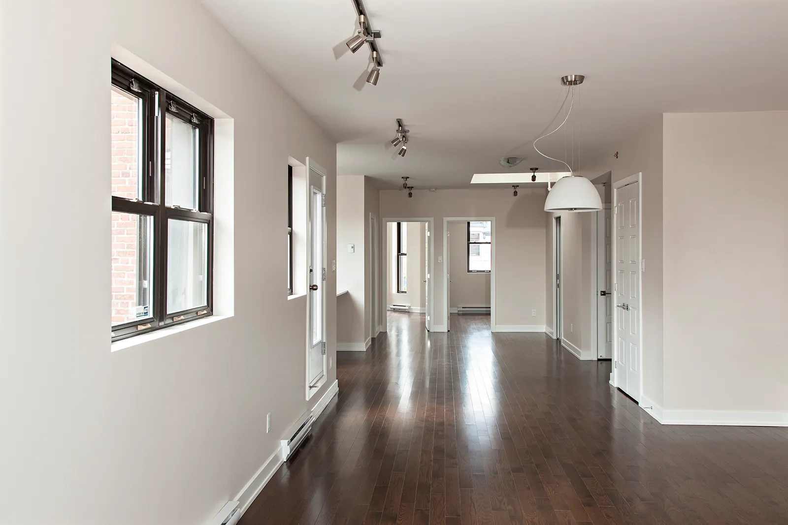 4930-32-60-64-66 Sherbrooke W — photo 5 of 10
