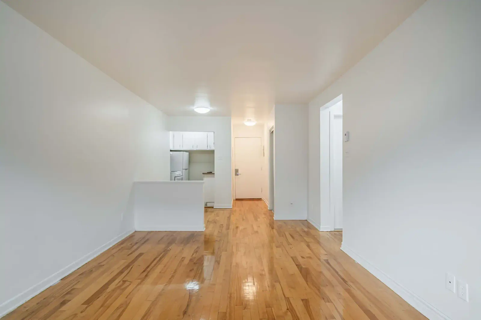 3331 Marechal — photo 3 of 9