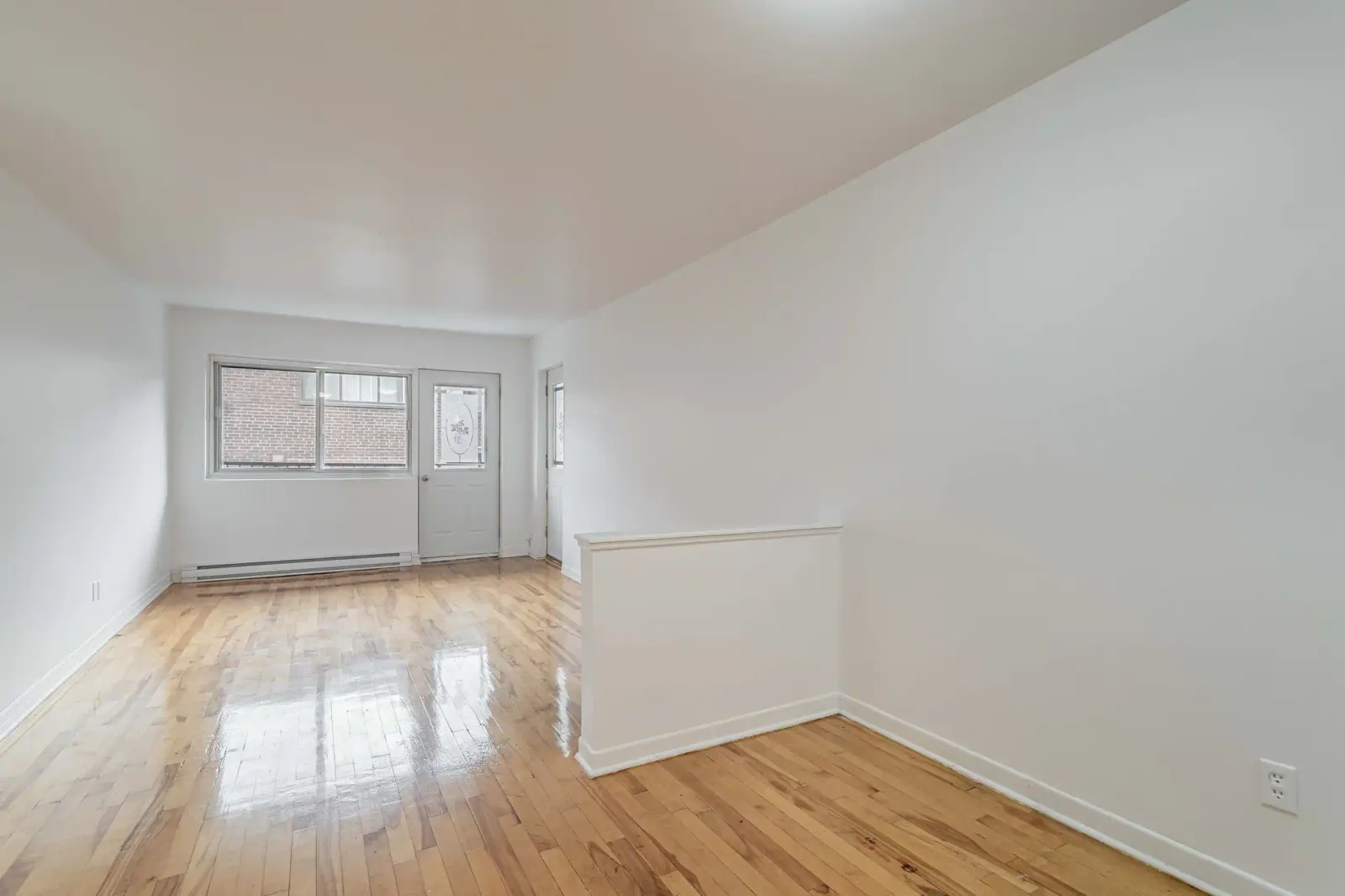 3331 Marechal — photo 4 of 9