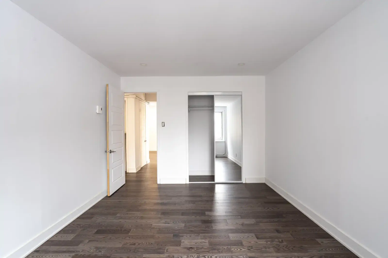 1445 Dufort — photo 9 of 11
