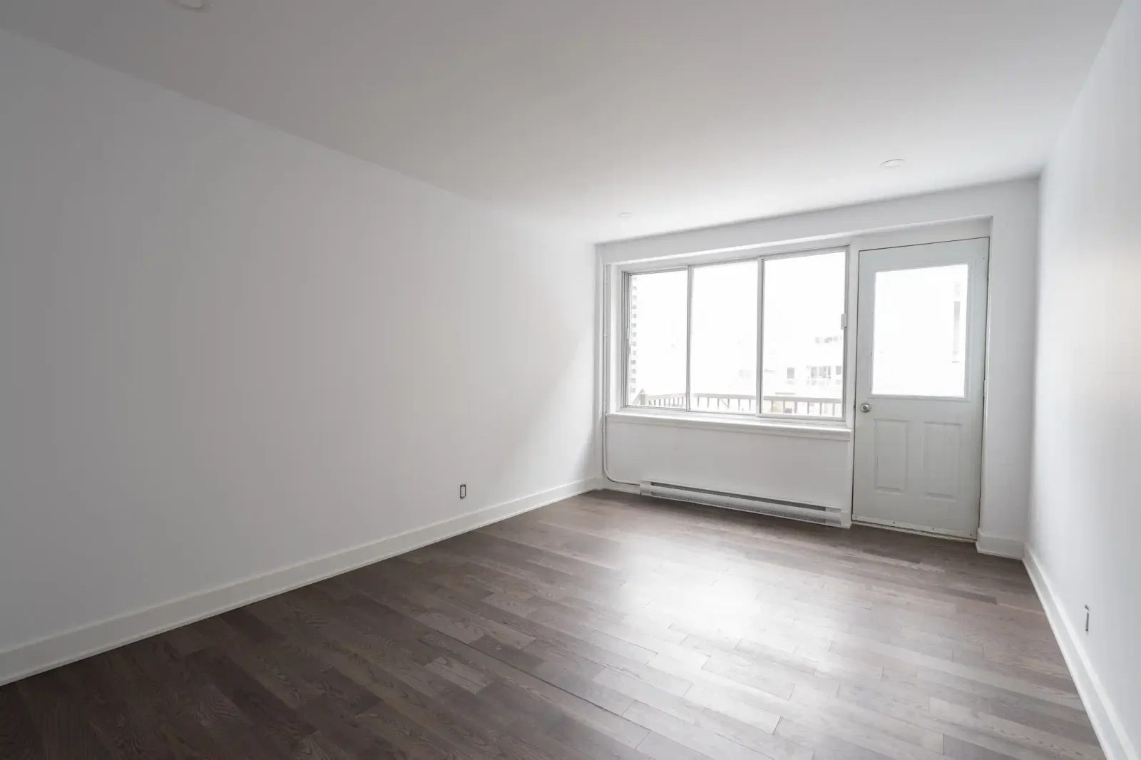 1445 Dufort — photo 7 of 11