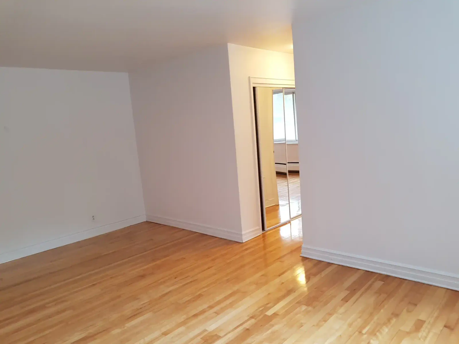 3635 Ridgewood — photo 4 of 5