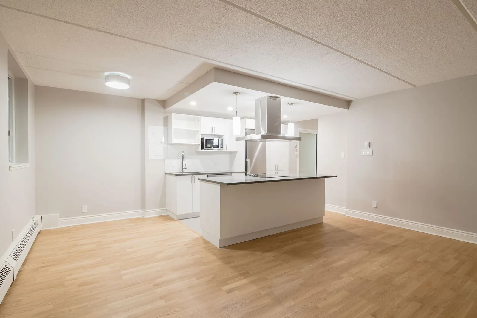4800 Maisonneuve O — photo 4 of 14