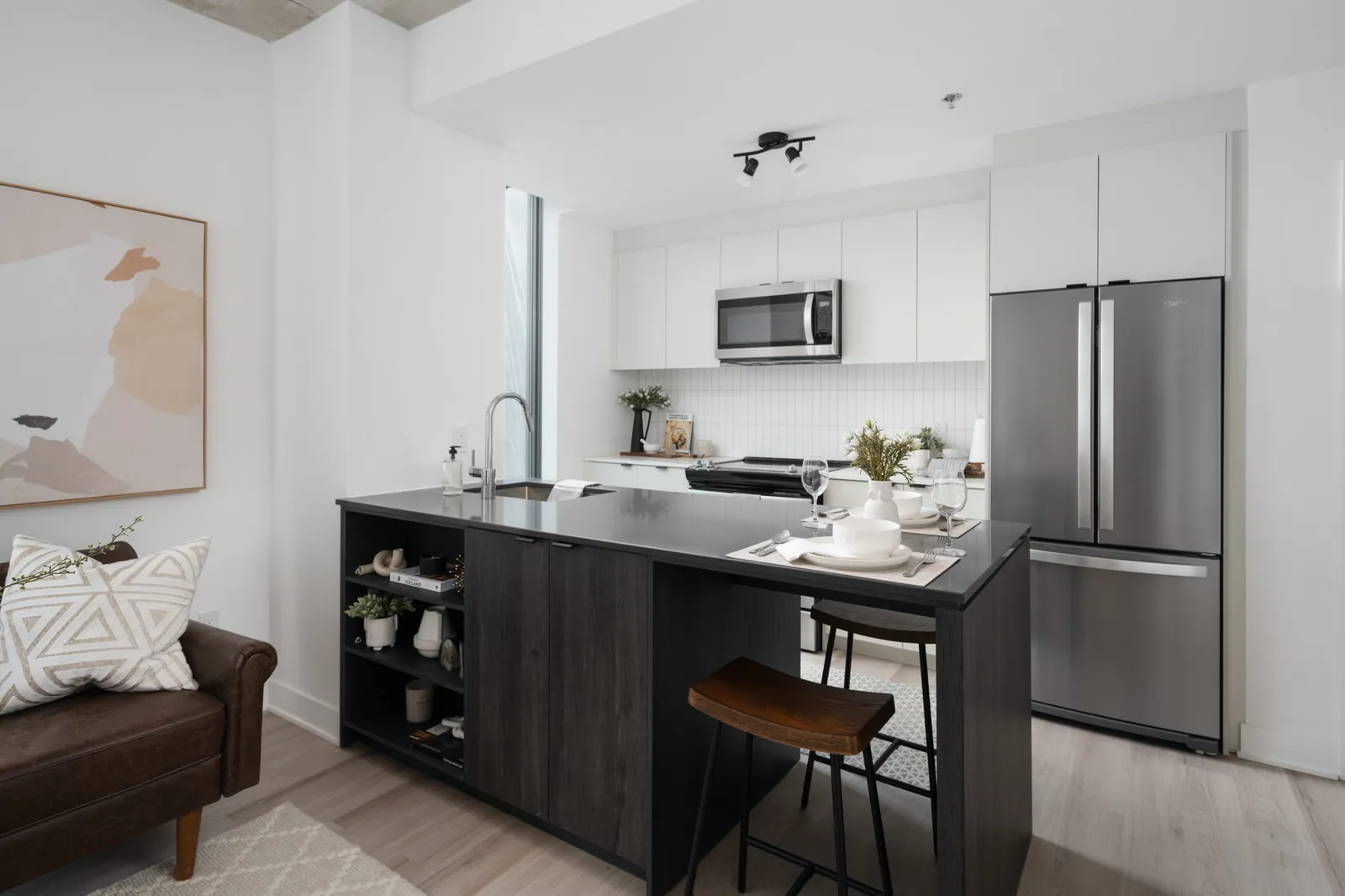 170 Rene-Levesque — photo 3 of 13
