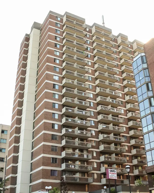 1025 Sherbrooke