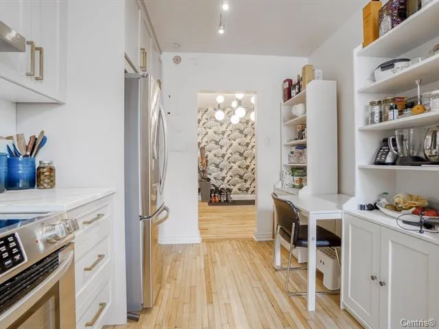 4610 Grand Boul. — photo 4 of 12