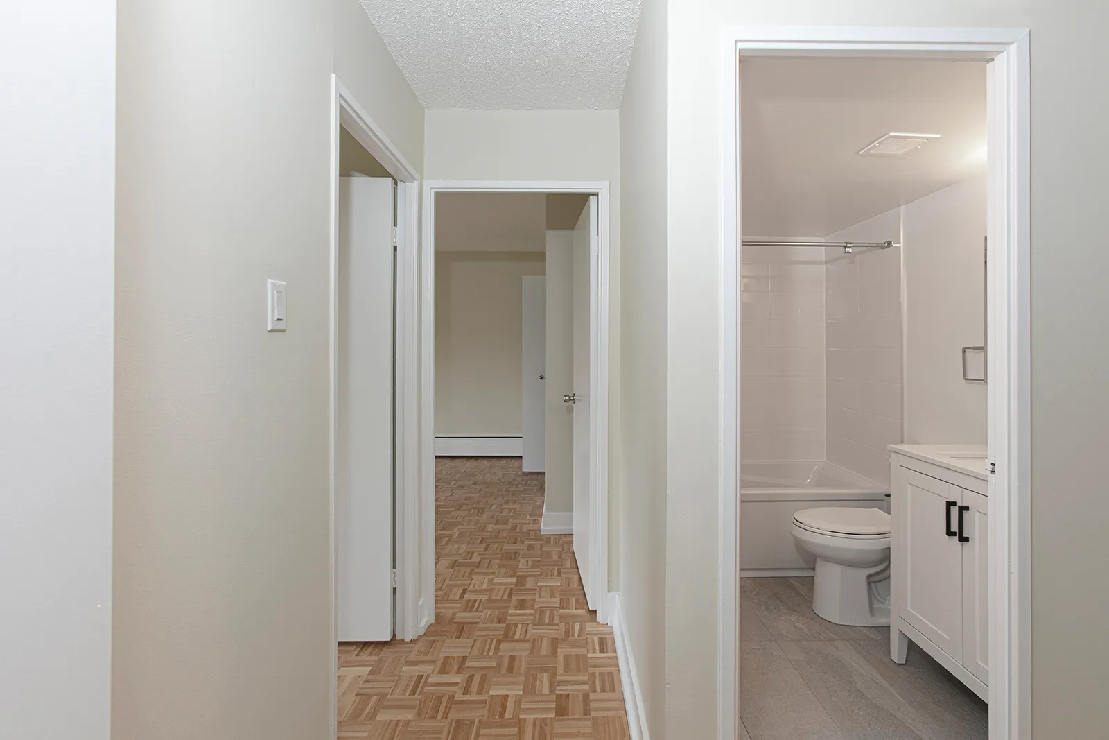 Willowdale — photo 11 of 12