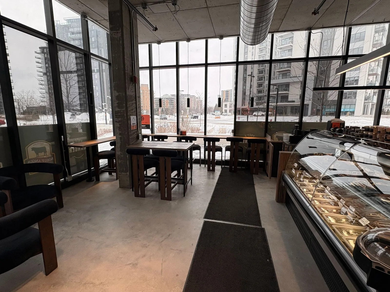 8405 Place Saint-Charles — photo 9 of 18