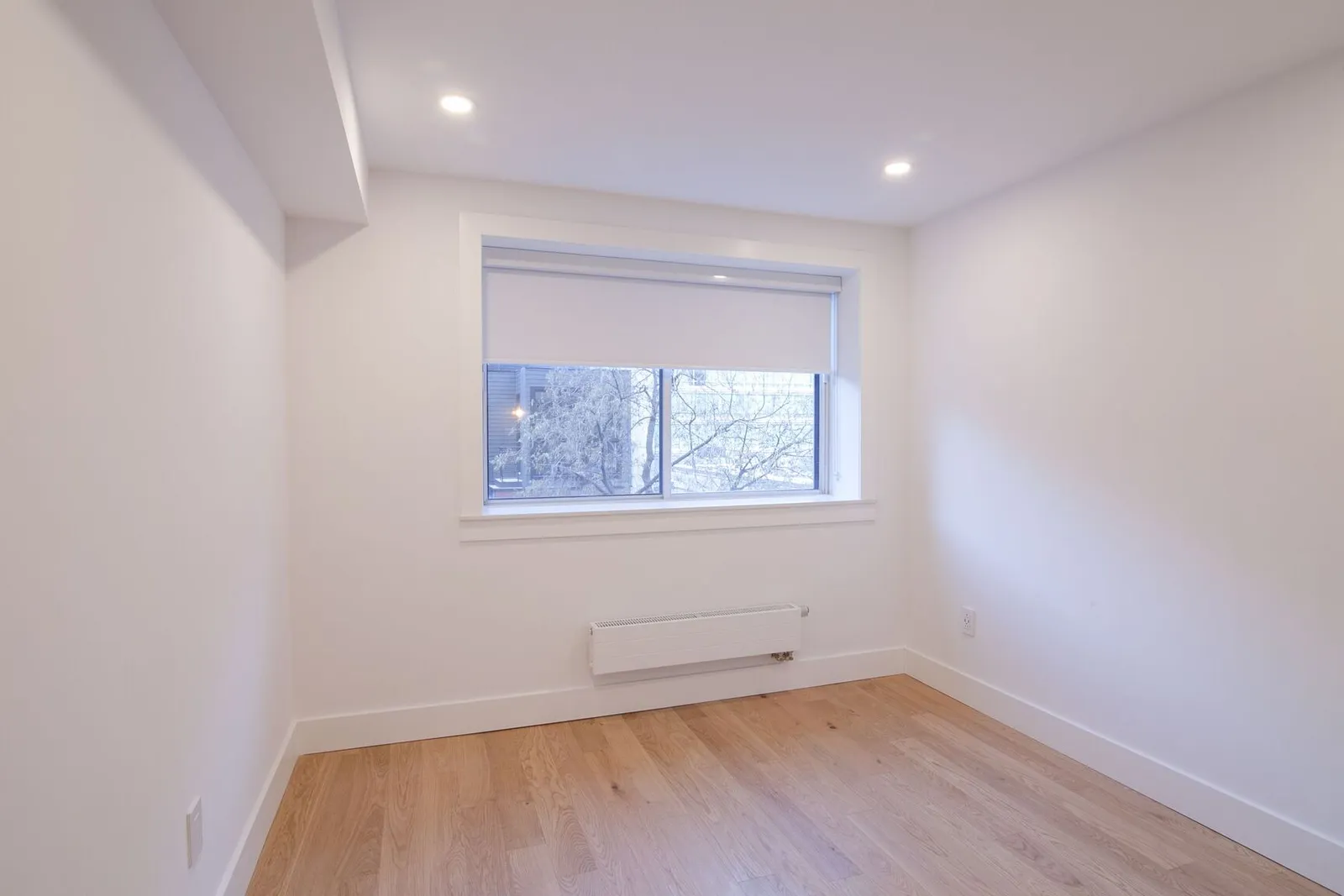 3421 Rue Drummond — photo 9 of 20