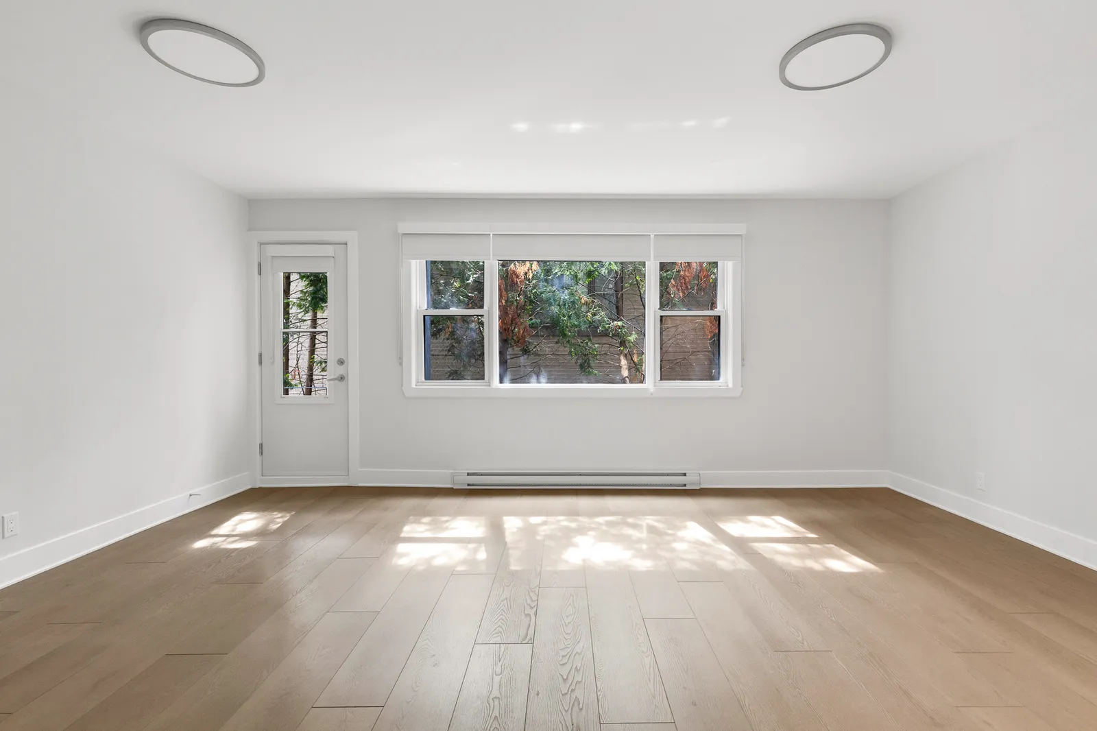 4655 Madison — photo 4 of 5