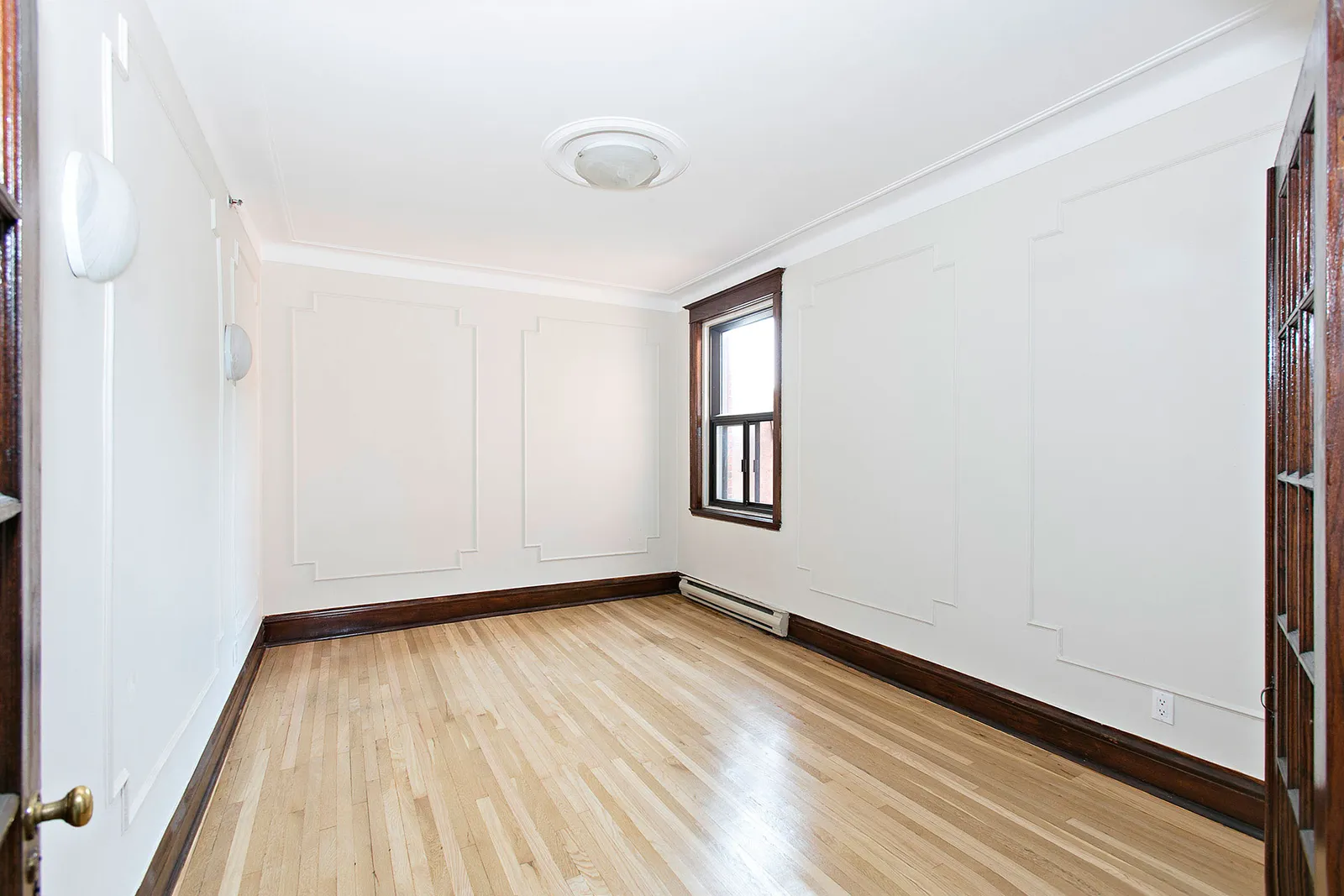 4921 Sherbrooke W — photo 9 of 10