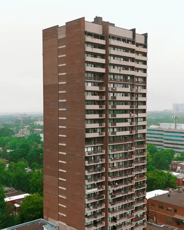 5120 Earnscliffe
