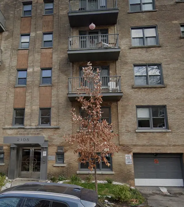 2105 Chomedey