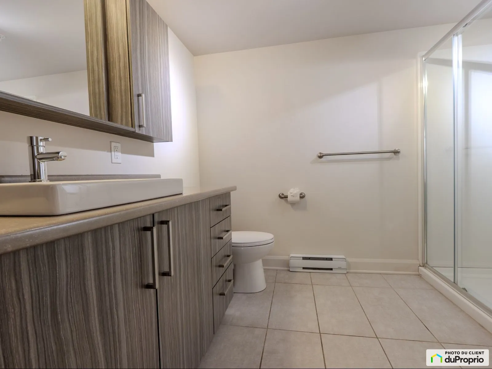 3400 Saint-Elzear W — photo 6 of 8